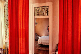 Hotel Peter & Paul