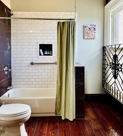 Inn at the Old Jail