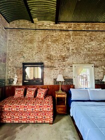 Inn at the Old Jail