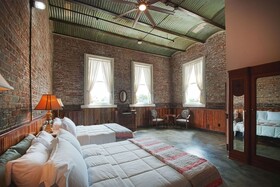 Inn at the Old Jail