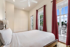 Residences du Carondelet by Hosteeva
