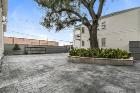 Residences du Carondelet by Hosteeva