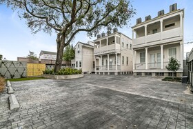 Residences du Carondelet by Hosteeva