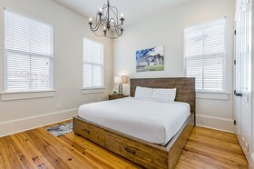 Residences du Carondelet by Hosteeva