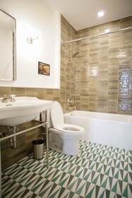 The Mary Beth Hotel & Gallery