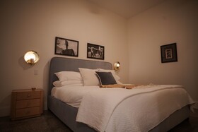 The Mary Beth Hotel & Gallery