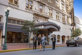 The Roosevelt New Orleans a Waldorf Astoria Hotel