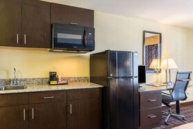 Quality Inn & Suites Baton Rouge West - Port Allen
