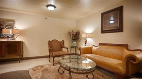 Holiday Inn Express & Suites Shreveport - Downtown
