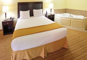 Holiday Inn Express & Suites Shreveport - West