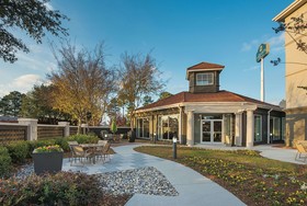 La Quinta Inn & Suites by Wyndham Shreveport Airport