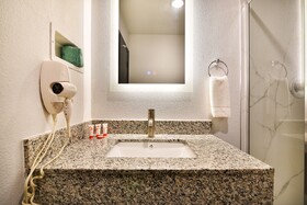 OYO Hotel Shreveport Airport North