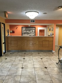 Super 8 by Wyndham Slidell