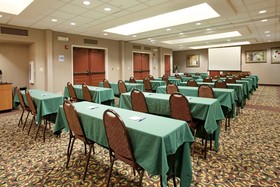 Holiday Inn Express & Suites Sulphur (Lake Charles)