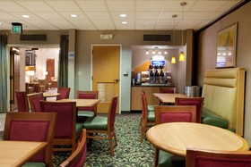 Holiday Inn Express & Suites Sulphur (Lake Charles)