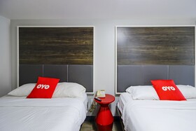 Hotel Sulphur LA Hwy 90 West by OYO Rooms