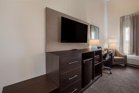 La Quinta Inn & Suites by Wyndham Sulphur