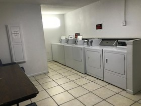 Carmel Inn & Suites