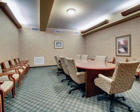 Clarion Suites Vidalia