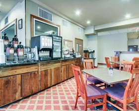 Clarion Suites Vidalia