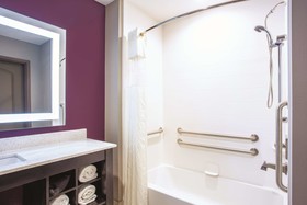 La Quinta Inn & Suites by Wyndham West Monroe