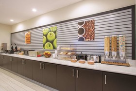 La Quinta Inn & Suites by Wyndham West Monroe