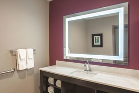 La Quinta Inn & Suites by Wyndham West Monroe