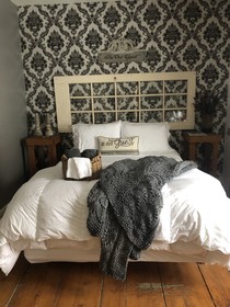 Rowell's Inn