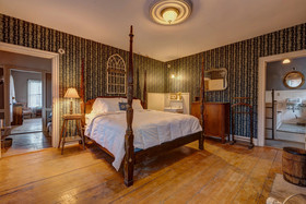 Rowell's Inn
