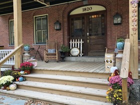 Rowell's Inn