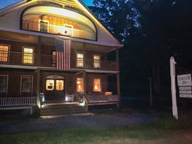 Rowell's Inn