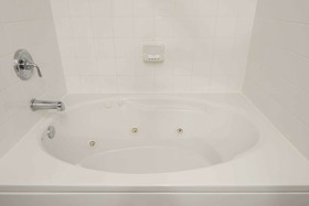 Hilton Garden Inn Auburn Riverwatch