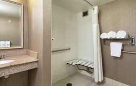 Hilton Garden Inn Auburn Riverwatch