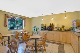 Super 8 by Wyndham Augusta