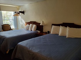 Fireside Inn & Suiten