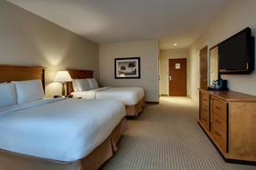 Hollywood Casino Hotel & Raceway