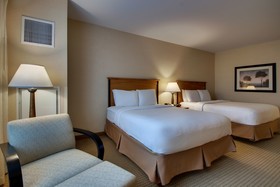 Hollywood Casino Hotel & Raceway
