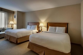 Hollywood Casino Hotel & Raceway
