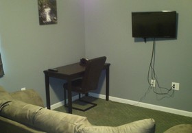 Pine Tree Inn