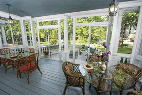 Anne’s White Columns Inn