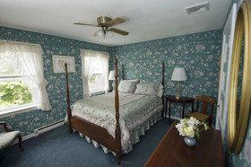Anne’s White Columns Inn