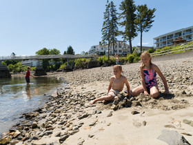 Atlantic Oceanside Hotel & Conference Center