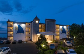 Atlantic Oceanside Hotel & Conference Center