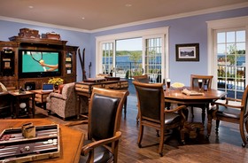 Harborside Hotel, Spa & Marina