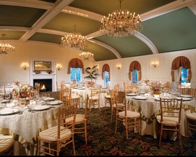Harborside Hotel, Spa & Marina