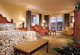 Harborside Hotel, Spa & Marina