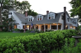 Stone Throw Cottage