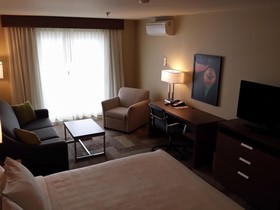 Belfast Harbor Inn