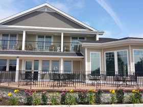 Belfast Harbor Inn
