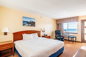 Fireside Inn & Suites Ocean's Edge